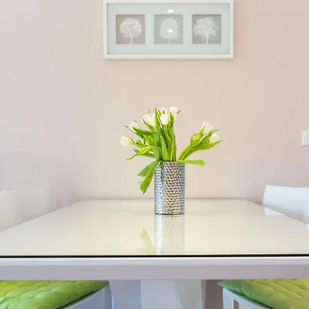 Jere Apartment *